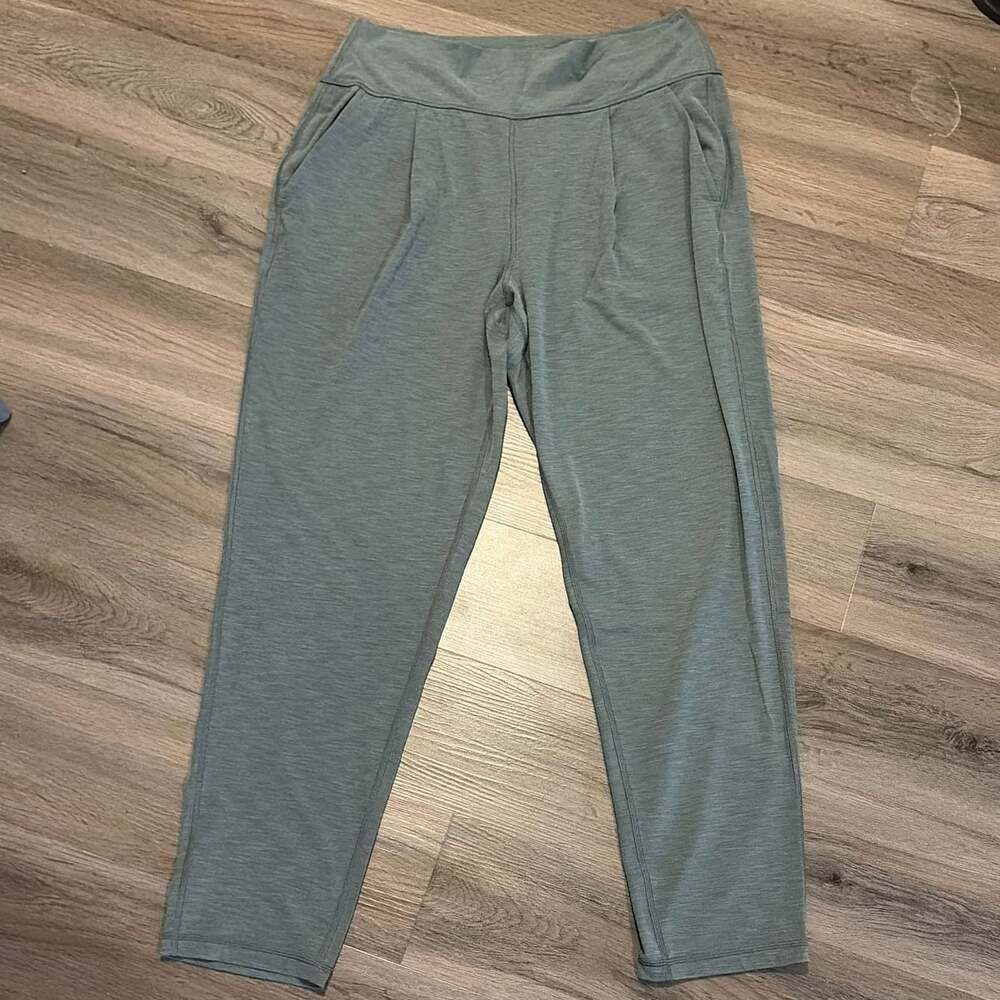 Athleta Elation Tapered Pull On Pant Green Heather Size Large Tall